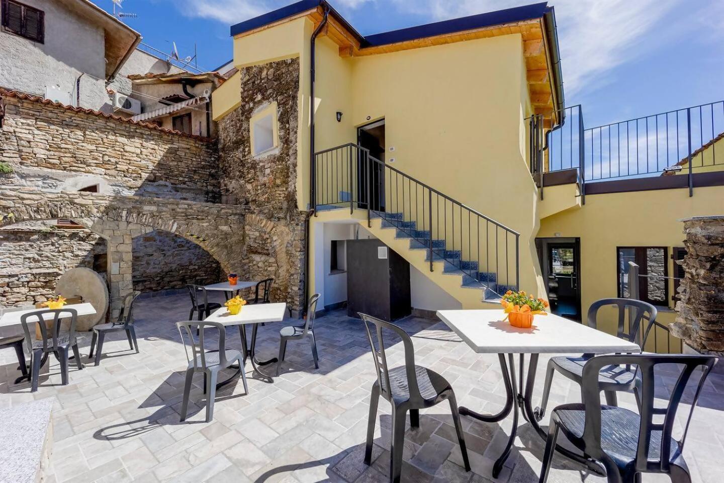Appartamento Alba Dachi Farm Marina dʼMarina dʼAndora エクステリア 写真