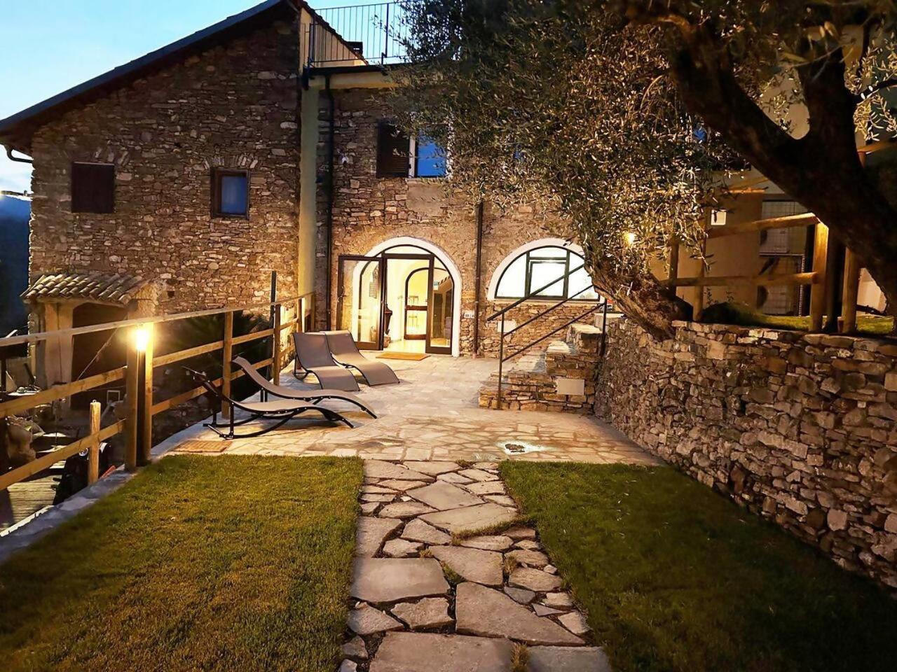 Appartamento Alba Dachi Farm Marina dʼMarina dʼAndora エクステリア 写真