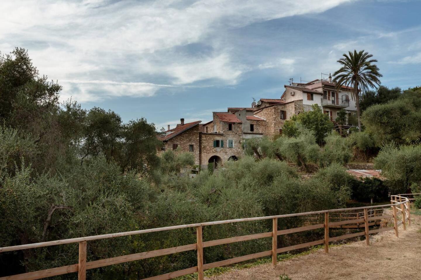 Appartamento Alba Dachi Farm Marina dʼMarina dʼAndora エクステリア 写真